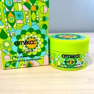 Anima grit paste